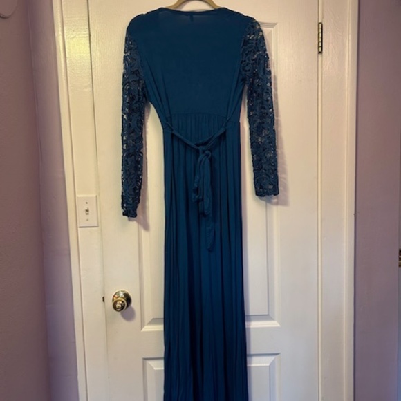 Zattcas blue long sleeve lace Maxi dress- Size S - Picture 2 of 5